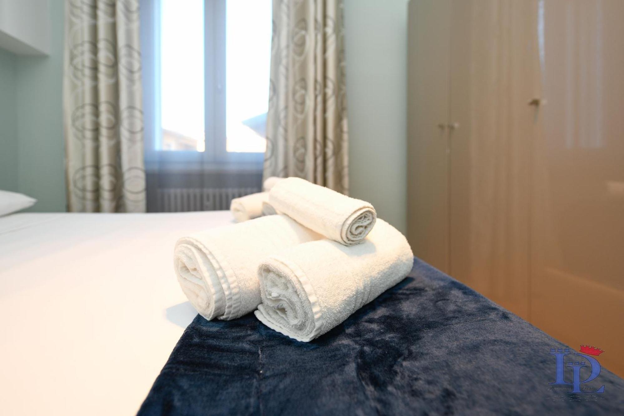Desenzanoloft Desenzanoloft Official Partner Marriott Homes & Villas - Giovanna House Lake View Desenzano del Garda Kültér fotó